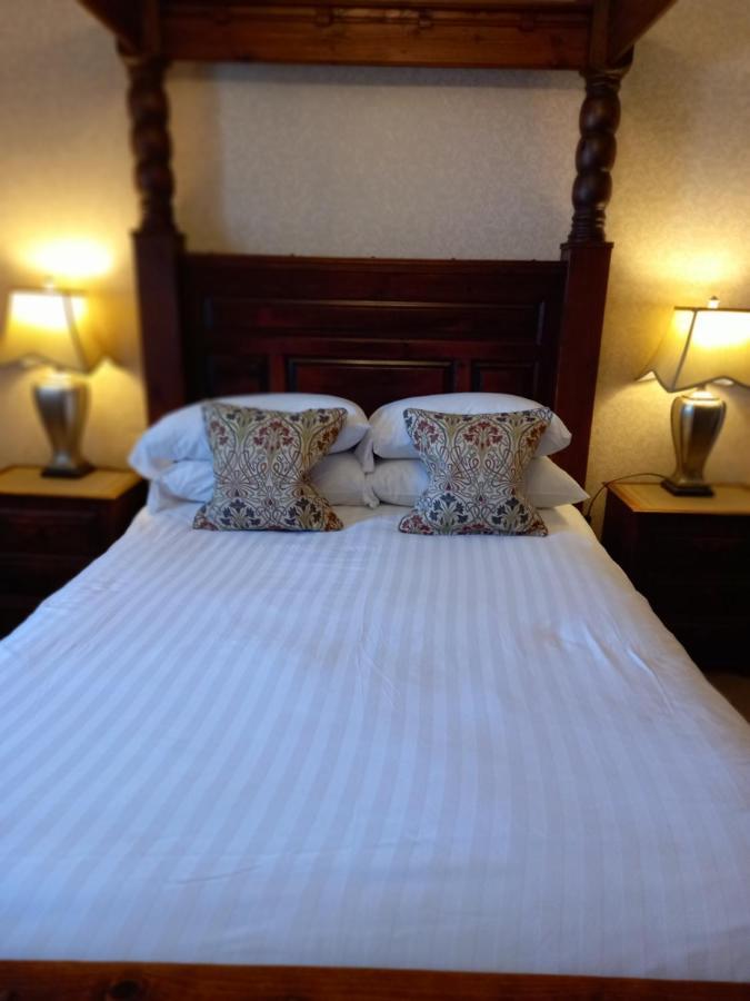 Double Room with Four Poster Bed